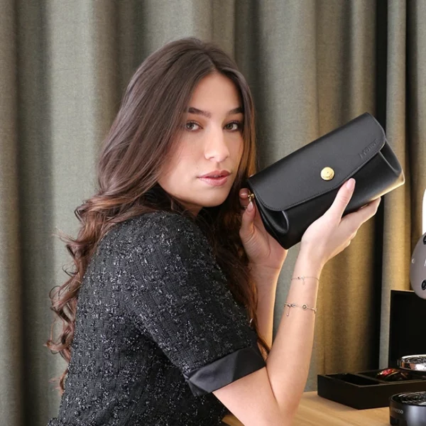 Sac Le MINI ESSENTIEL noir satiné